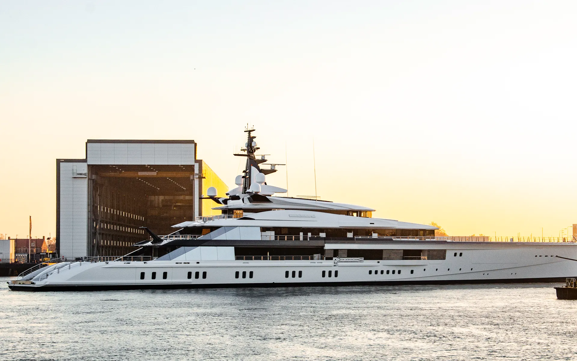 Bravo Eugenia (109m, Oceanco 2019)